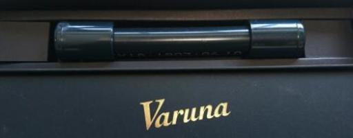 ★水質の改善★　ヴァルナ・ミニ 8㎝