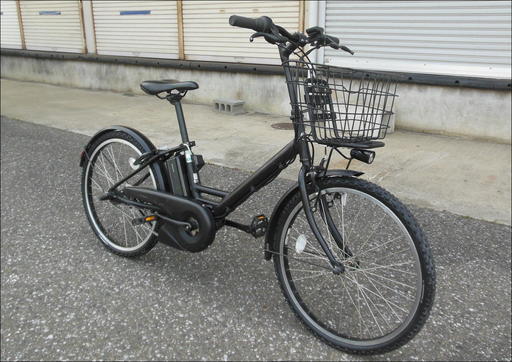 ★★　通勤通学やお買い物にも！【ブリジストン　アシスタ－ユニ】　高容量８．７Ahリチウムイオンバッテリー！　「トリプルセンサー」「３ファンクションメーター」搭載の高性能！　お届けいたします！　★★