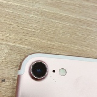 iPhone7 ローズゴールド au  SIMロック解除済みの画像