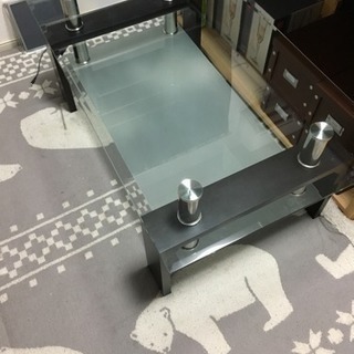 ガラステーブル