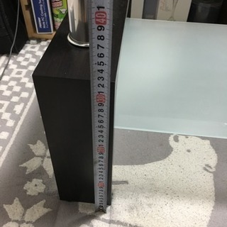 ガラステーブルの画像