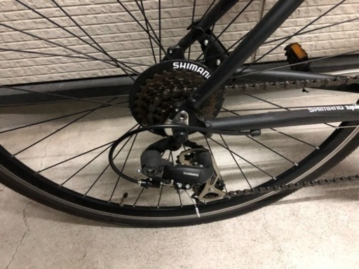 《美品》クロスバイク 21段変速 タイヤサイズ700C