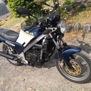 ホンダVTZ 250 