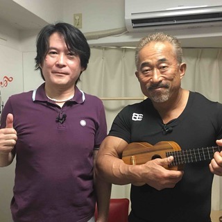 無料体験レッスン！天王寺のウクレレ、ギター、ベース教室です。J:COMテレビで紹介されました！初心者から上級者まで！の画像