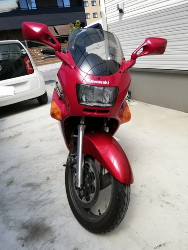 カワサキ、ZZR250です