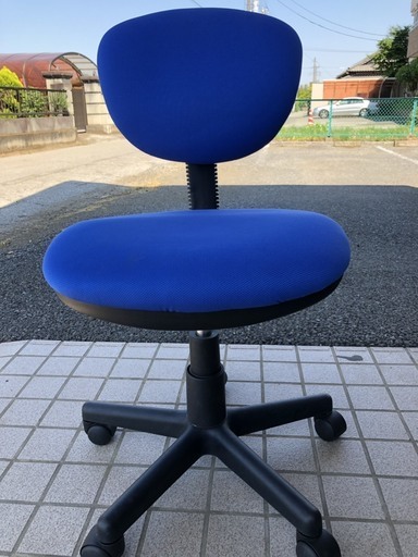 椅子　イス　オフィスに最適！！