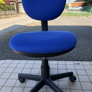 椅子　イス　オフィスに最適！！
