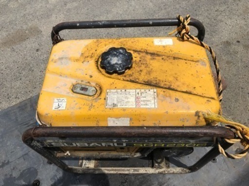 SUBARU スバル エンジン 発電機 60Hz 単相 AC100V SGR2300 2.3kva 動作品 エンジン一発かかります 管理番号52602