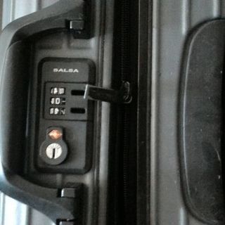 リモワ サルサ ジャンクの画像