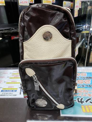 オロビアンコ　Orobianco　ﾎﾞﾃﾞｨﾊﾞｯｸﾞ　ﾜﾝｼｮﾙﾀﾞｰ