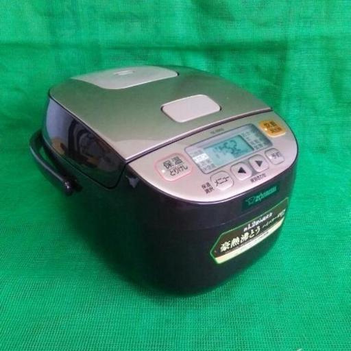 中古  2017年製   炊飯ジャー   3合炊き     幅23.5  奥行32.5  高さ19.5  （ｃｍ） 電気炊飯器  マイコン炊飯ジャー   取扱説明書付き
