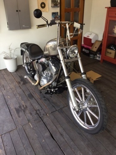 ’09FXST カスタム多数！TC96キャブ車 車検32年5月末頃迄 走行1300km