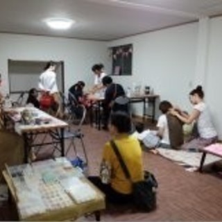 １０００円／１時間　レンタルルーム　地下鉄谷町線千林大宮駅徒歩２分。京阪本線千林駅徒歩３分。アーケード内で雨でも安心。 - レンタルオフィス