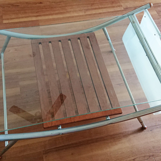 ダイニングガラステーブル、差し上げます【取りに来ていただける方限定】