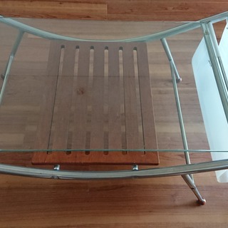 ダイニングガラステーブル、差し上げます【取りに来ていただける方限定】の画像