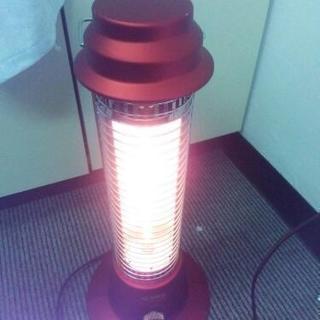 バッチリ暖か小型のハロゲンヒーターの画像