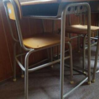 学校、学習机椅子