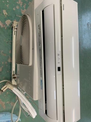 東芝 エアコン 2014年 2.5kw ～10畳 RAS-251G 引き取り希望
