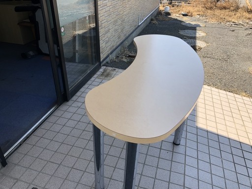 オシャレなテーブル　机