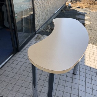 オシャレなテーブル　机