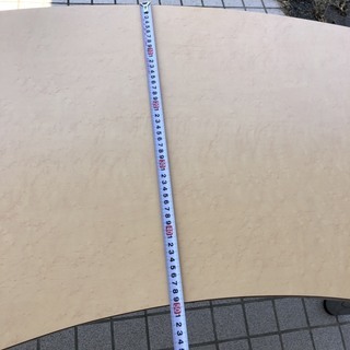 オシャレなテーブル　机の画像