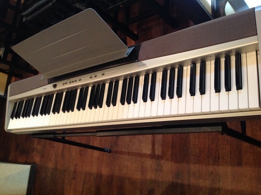 値下げ！CASIO 電子ピアノ Privia px-120