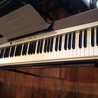 値下げ！CASIO 電子ピアノ Privia px-120
