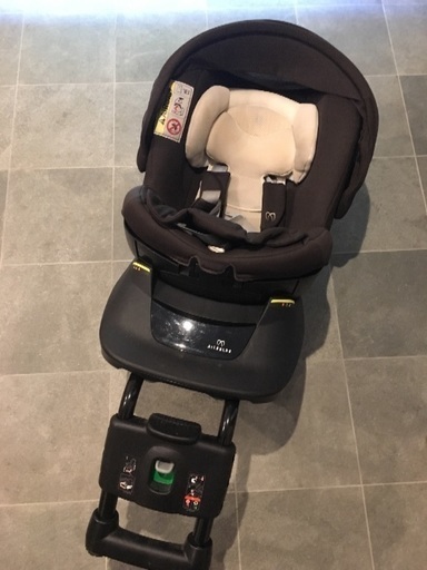 チャイルドシート新生児からエールベベ