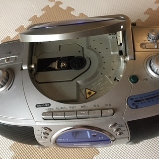 【ジャンク】ＤＶＤ、ＣＤ、ラジオ、カセット、よくばりレコーダー・プレーヤーの画像