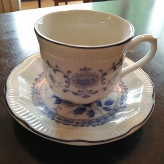 コーヒーカップ＆ソーサー　4客セットの画像
