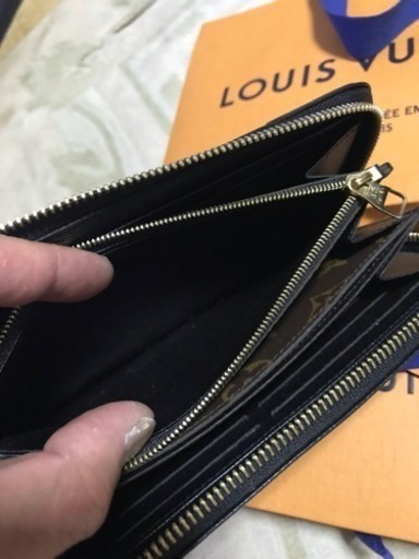 値下げしました‼️LOUIS VUITTONジッピー