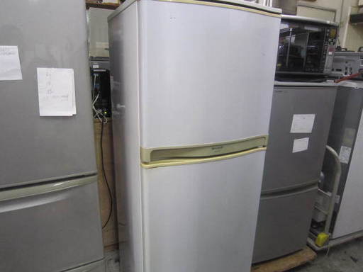 シャープ冷蔵庫225L　SJ-23TK-ｈ　２００６年製
