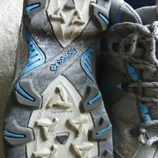コロンビア オムニテック 登山靴24.5の画像