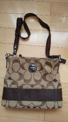 COACH(コーチ)ショルダーバッグ　茶系　中古品