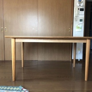 【決まりました】クラッシュゲート コロン ダイニングテーブル