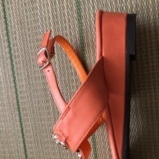 【新品】ビジューサンダルの画像