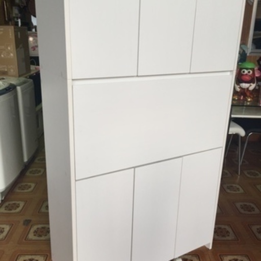 配達込み  ホワイト 収納棚 キャビネット　90×39×H158cm