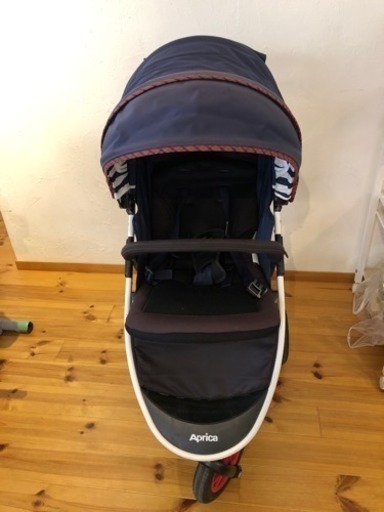 ファミリアコラボ ベビーカー スムーヴ