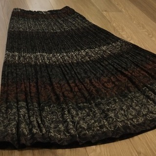 レトロ ロングスカートの画像