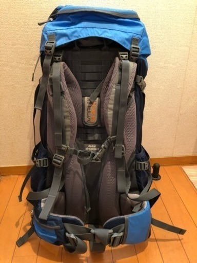 お譲り完了　deuter  バックパック  60＋10