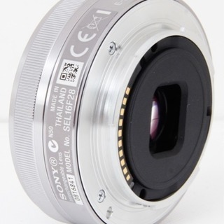 ●未使用級●人気単焦点レンズ●キレイなボケ味●ソニー  E 16mm F2.8 ゆうパック代引き発送！送料、代引き手数料無料！ ○未使用級○人気単焦点レンズ○キレイなボケ味○ソニー