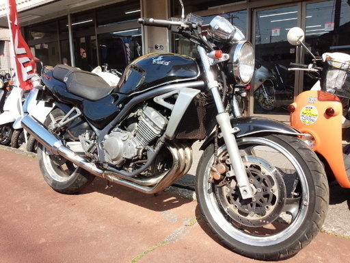 NO.2692　バリオス（ＢＡＬＩＵＳ）　水冷４サイクル１６バルブ４気筒２５０ｃｃ　ガンメタリック　☆彡