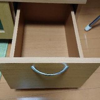 テレビボードの画像