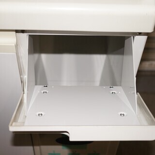 ★在庫処分セール★　【ライスチェスト】　米櫃　fine kitchen　ファインキッチン　レンジ台　炊飯器台　ＷＨ　ホワイトの画像