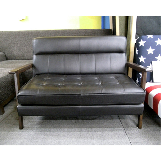 使用期間６ヵ月【ミッドセンチュリーな２人掛けアームソファ】幅113cm ブラック/黒色系 男前 軽い 分解可能 ソファー 札幌 本郷通店