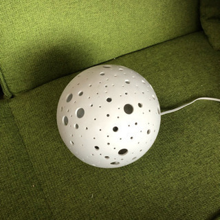 おしゃれな陶器？のライトの画像