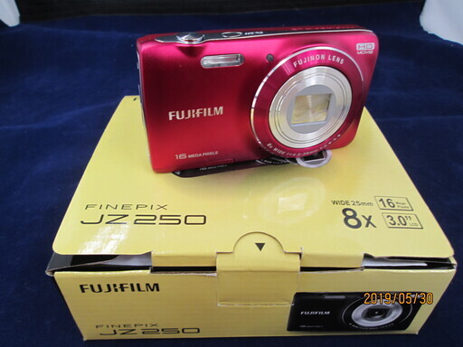 FUJIFILM　デジカメ　JZ250