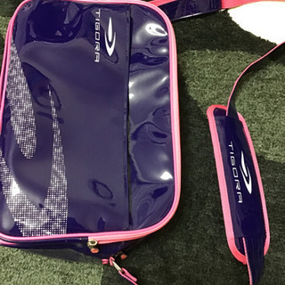 スポーツバッグ 靴入れの画像