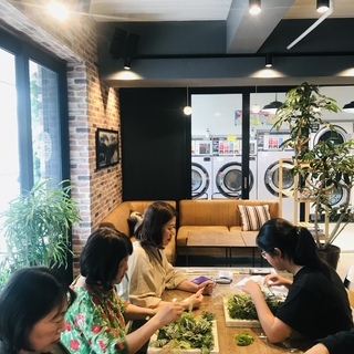 カフェ・フラワーアレンジメント講座（６月）