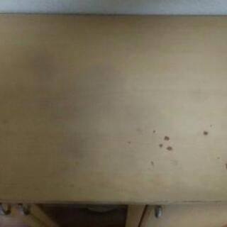 決まりました　食器棚の画像